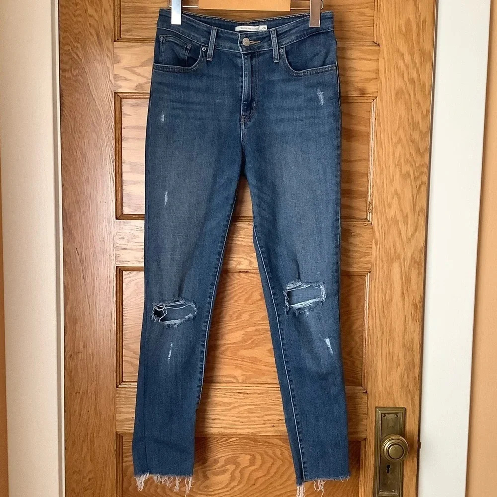 LEVI'S 721 High Rise Distressed Skinny Jeans Raw Hem Blue Size 28 - Picture 2 of 14